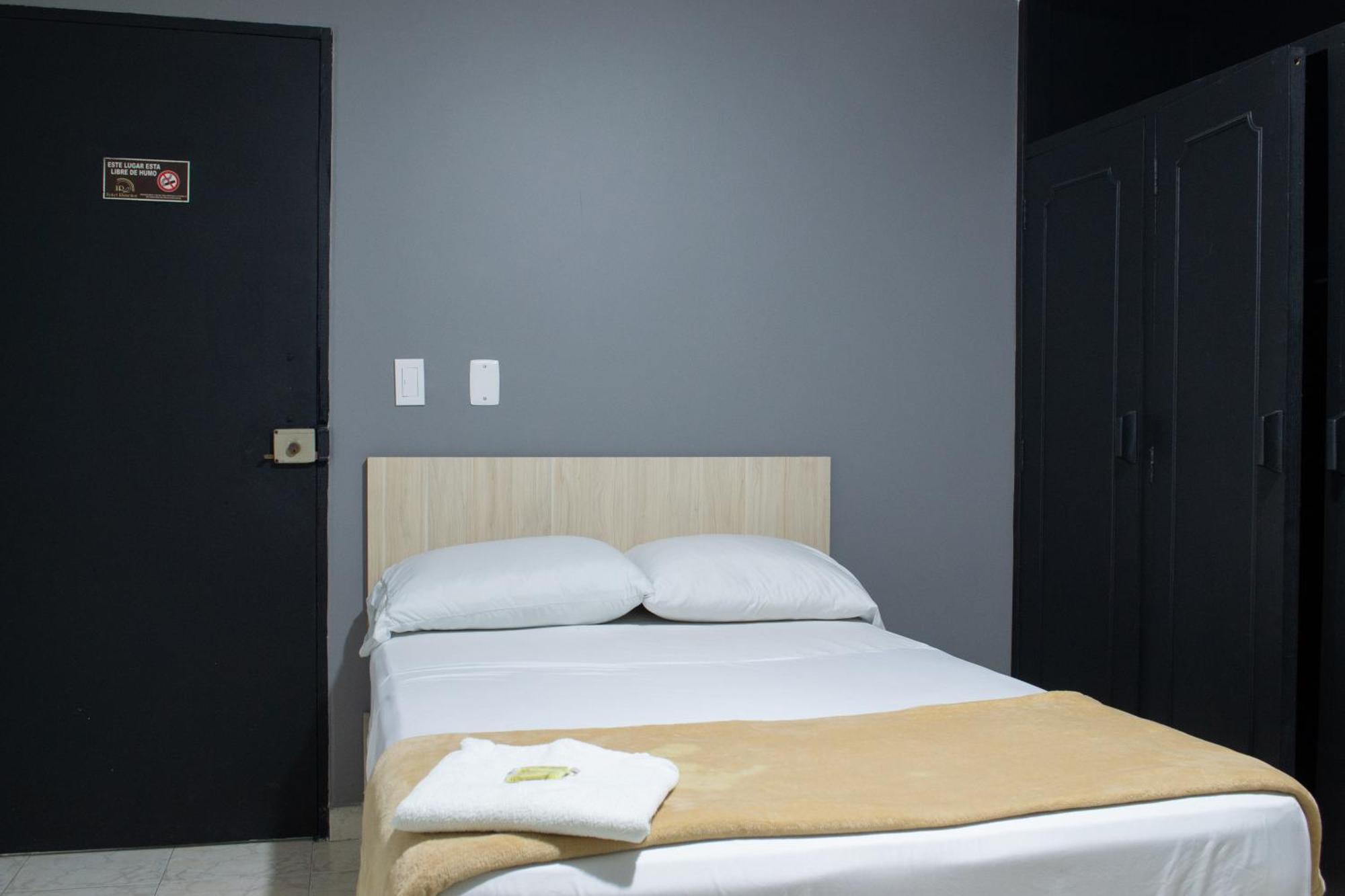 Ruiseñor 3* Itagüí